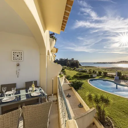 Clube Rio Two